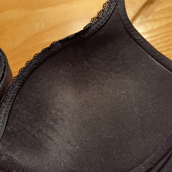 Victoria Secret Body by Victoria 32D Bra - Picture 5 of 6